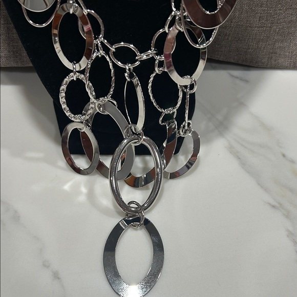 Paparazzi Silver Necklace with Black and White with matching earrings - Picture 6 of 8